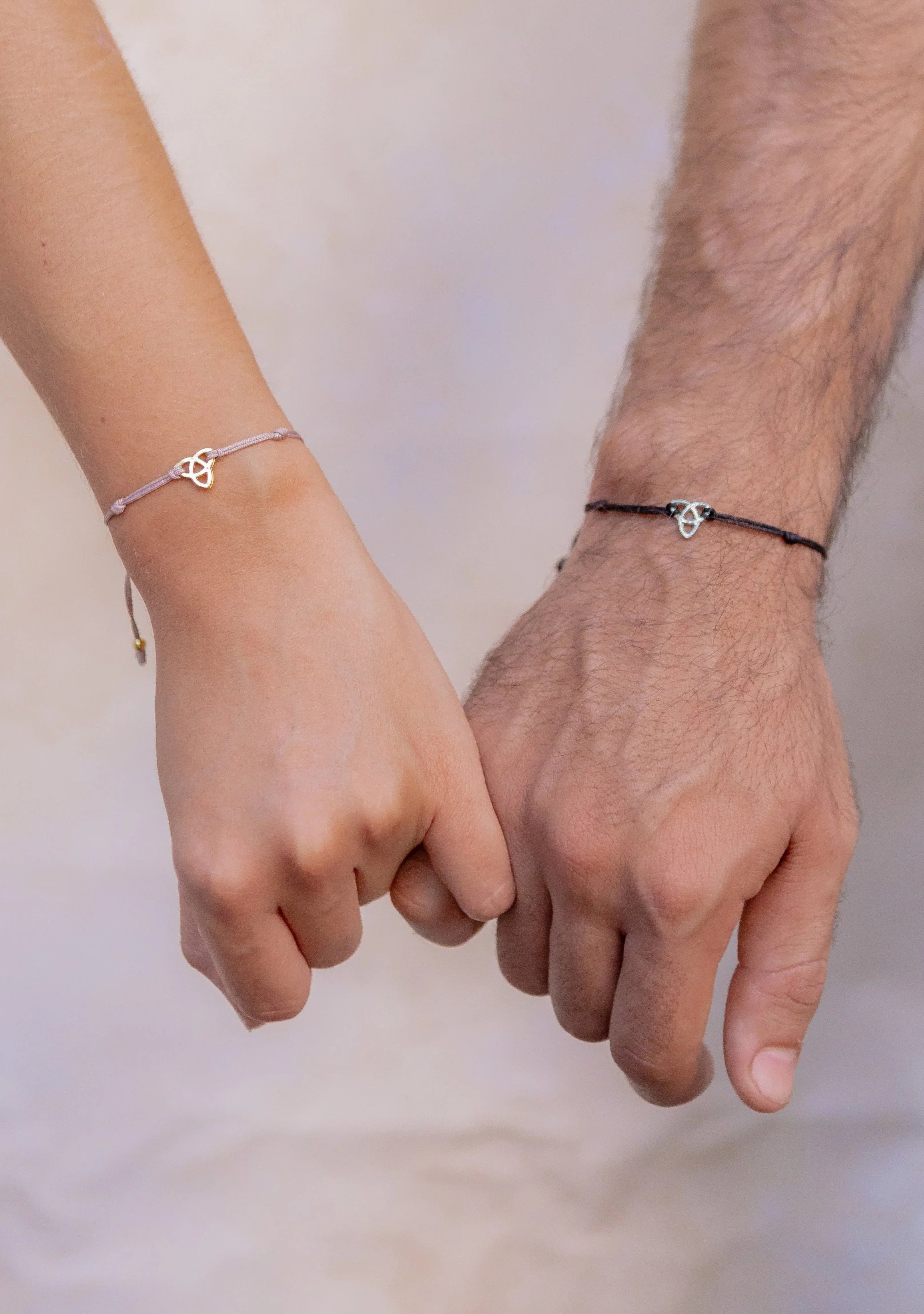 Pacto Amar, Honrar y Proteger (Set x 2 Pulseras)